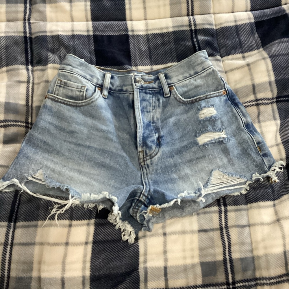 Size 22, vintage high rise PacSun shorts